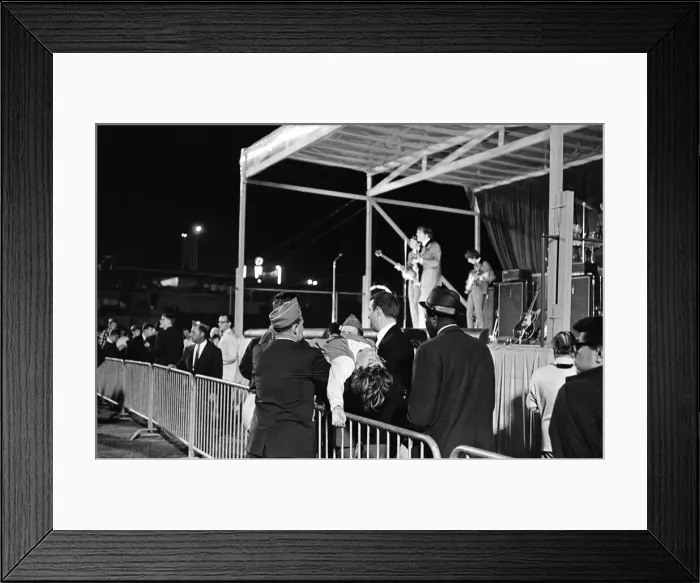 Framed Print : The Beatles First American Tour 19th August to 20th September 1964 Framed Print : The Beatles First American Tour 19th August to 20th September 1964