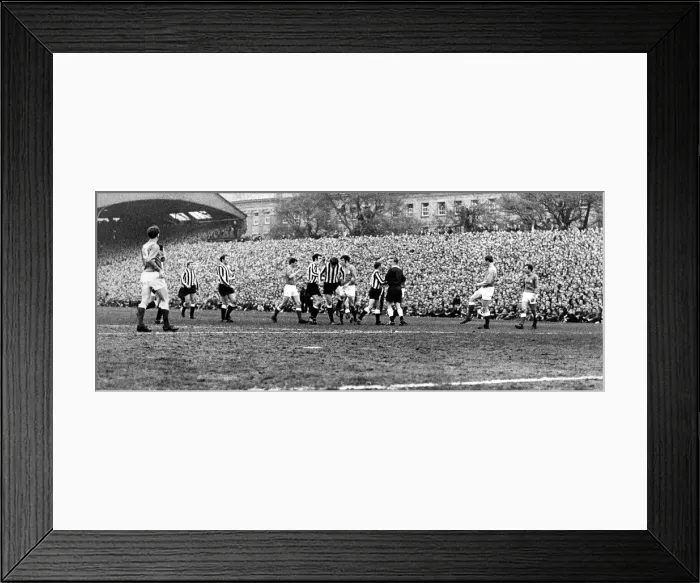 Framed Print : Newcastle United v Glasgow Rangers. Inter-Cities Fairs Cup Semi-Final 2nd Framed Print : Newcastle United v Glasgow Rangers. Inter-Cities Fairs Cup Semi-Final 2nd