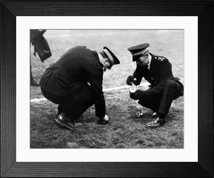 Framed Print : Newcastle United v Glasgow Rangers. Inter-Cities Fairs Cup Semi-Final 2nd Framed Print : Newcastle United v Glasgow Rangers. Inter-Cities Fairs Cup Semi-Final 2nd