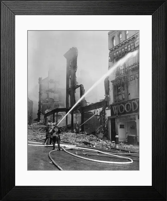 Framed Print : Air raids on Birmingham on the nights of 9th and 10th April 1941 Framed Print : Air raids on Birmingham on the nights of 9th and 10th April 1941