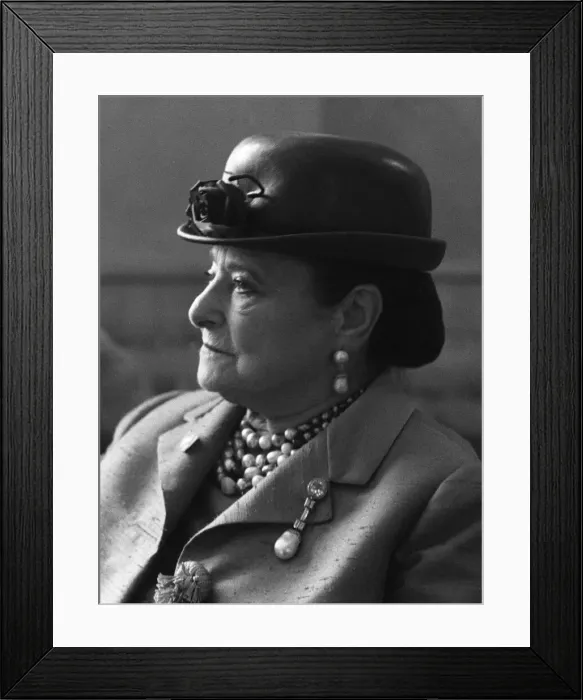 Framed Print : Business woman Helena Rubinstein seen here at the Dorchester Hotel, London Framed Print : Business woman Helena Rubinstein seen here at the Dorchester Hotel, London