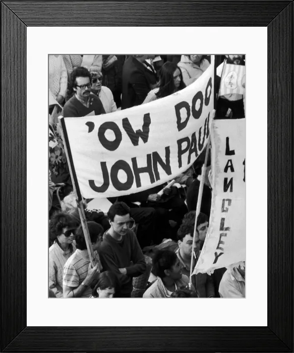 Framed Print : Congregation at Pope John Paul II Mass at Heaton Park, Manchester, Monday 31st May 1982