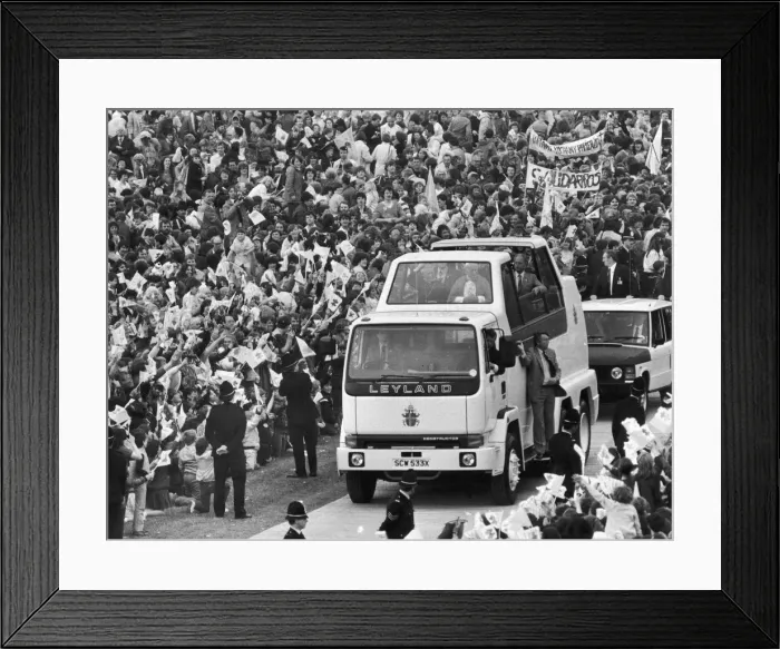 Framed Print : Pope John Paul II Mass at Heaton Park, Manchester, Monday 31st May 1982