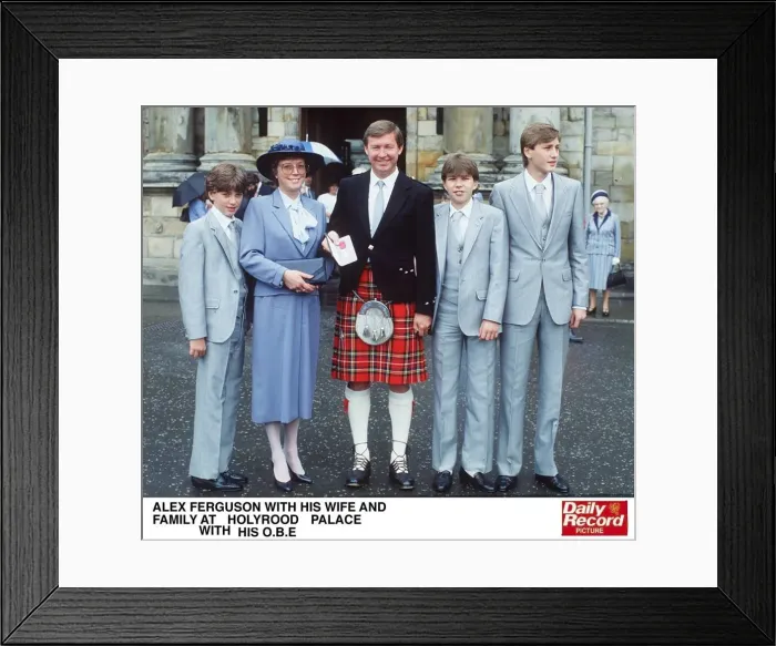 Framed Print : Alex Ferguson with OBE Wife family Manchester United football kilt