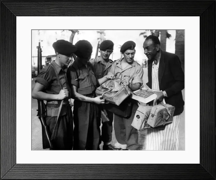 Framed Print : The Suez Crisis war in Egypt, 29th October to 6th November Framed Print : The Suez Crisis war in Egypt, 29th October to 6th November