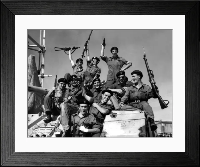 Framed Print : The Suez Crisis war in Egypt, 29th October to 6th November Framed Print : The Suez Crisis war in Egypt, 29th October to 6th November