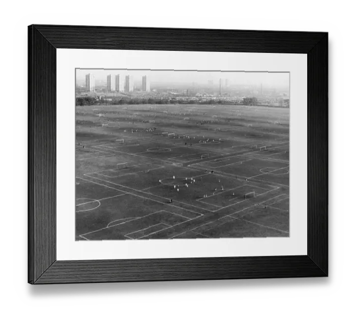 Framed Print : Hackney Marshes-one of Londons biggest and best-known amateur footballing venues-may