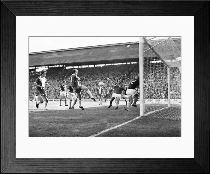 Framed Print : Birmingham City 4-0 Burnley, league match at St Andrews, Saturday 20th September 1975 Framed Print : Birmingham City 4-0 Burnley, league match at St Andrews, Saturday 20th September 1975