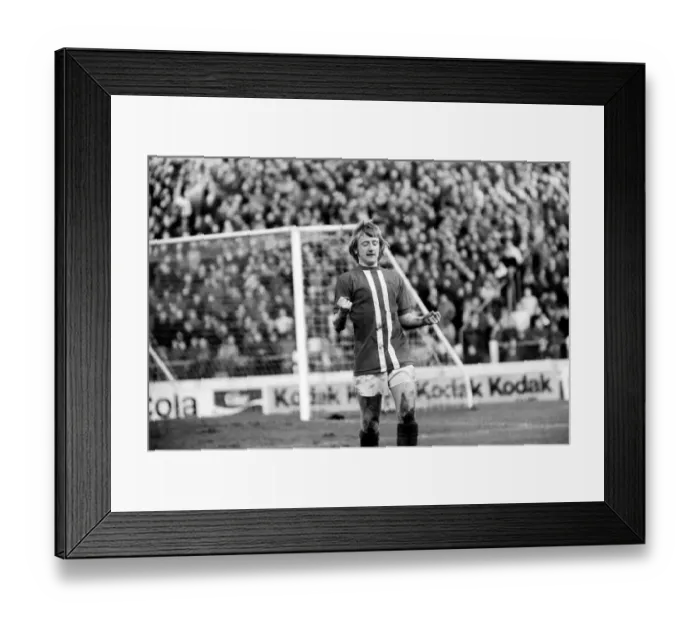 Framed Print : FA Cup Fourth Round match at Stamford Bridge Chelsea 0 v Birmingham City 1 Framed Print : FA Cup Fourth Round match at Stamford Bridge Chelsea 0 v Birmingham City 1