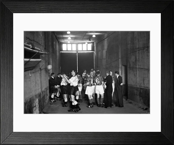 Framed Print : 1956 FA Cup Final. Manchester City 3 v. Birmingham City 1 at Wembley Stadium in London Framed Print : 1956 FA Cup Final. Manchester City 3 v. Birmingham City 1 at Wembley Stadium in London