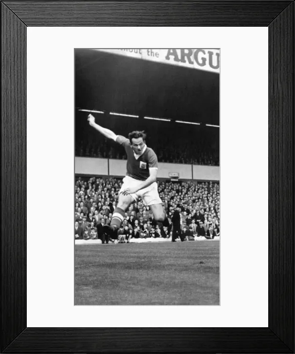 Framed Print : Birmingham City footballer Gordon Astall in action, 1958