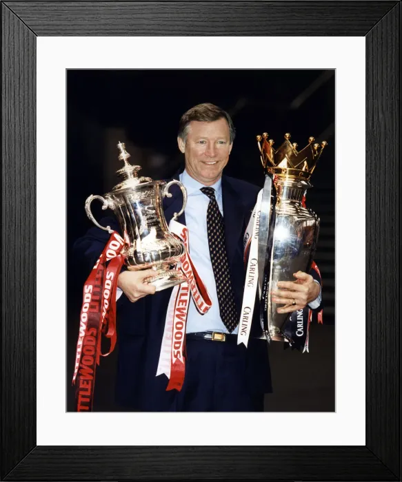 Framed Print : Manchester United manager Alex Ferguson holding the FA Cup Framed Print : Manchester United manager Alex Ferguson holding the FA Cup