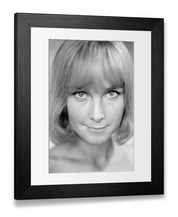 Framed Print : Actress Wanda Ventham on set of new film The Intelligence Men