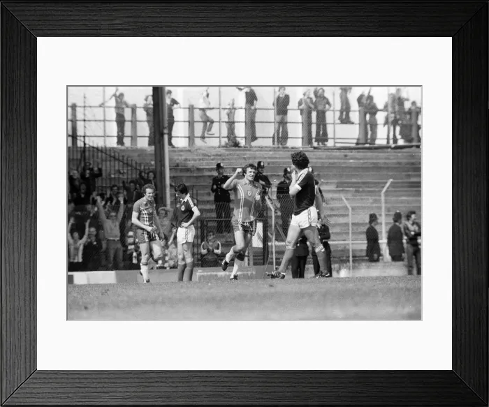 Framed Print : Wales 3-0 Scotland, British Championship match at Ninian Park, Saturday 19th May 1979