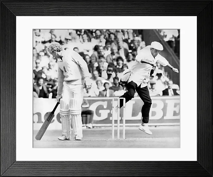 Framed Print : England nd v Australia Fourth test match at Old Trafford, Manchester for the Ashes Framed Print : England nd v Australia Fourth test match at Old Trafford, Manchester for the Ashes