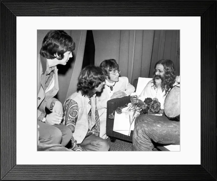 Framed Print : Beatles members left to right: Paul McCartney, George Harrison Framed Print : Beatles members left to right: Paul McCartney, George Harrison