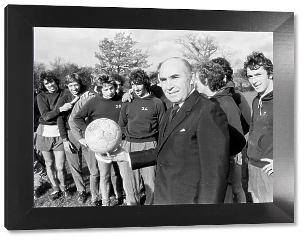 Sir Alf Ramsey taking over at Birmingham City training ground. 3rd November 1977