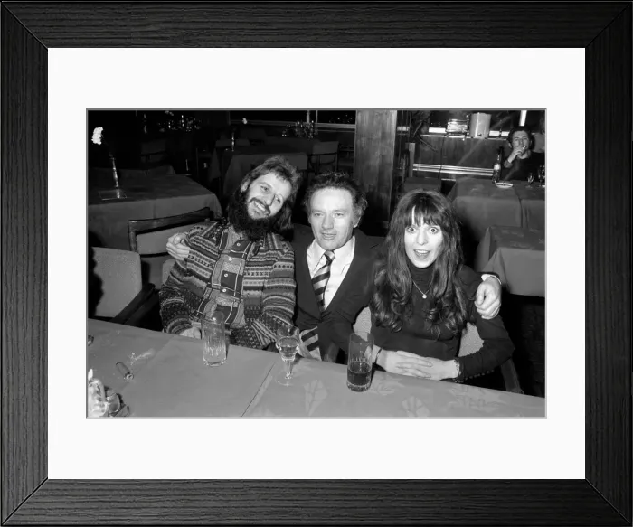 Framed Print : Elizabeth Taylors birthday party in Hungary. Ringo and Maureen Starr with Richard Burtons Framed Print : Elizabeth Taylors birthday party in Hungary. Ringo and Maureen Starr with Richard Burtons