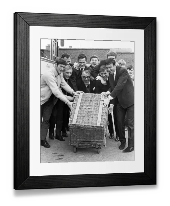 Framed Print : Birmingham City club coach driver Mr Dennis Peters is helped by players to load Framed Print : Birmingham City club coach driver Mr Dennis Peters is helped by players to load