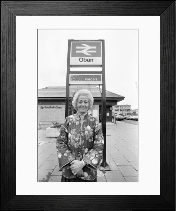 Framed Print : Frances Shand Kydd, mother of Princess Diana, Princess of Wales, pictured in Oban
