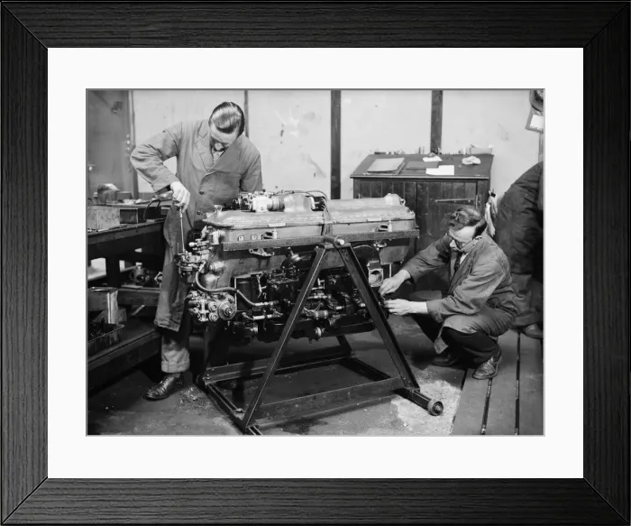 Framed Print : Engineer check the Gipsy Six engine during the construction of the Miles 3 Falcon Framed Print : Engineer check the Gipsy Six engine during the construction of the Miles 3 Falcon