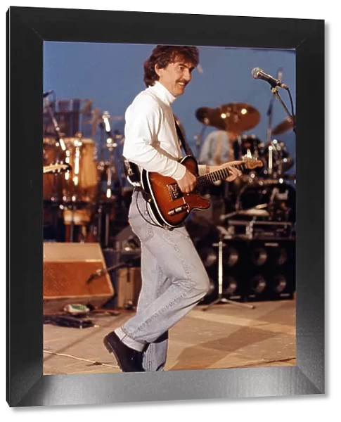 George Harrison rehearsing at Shepperton Studios for his London Concert April 1992