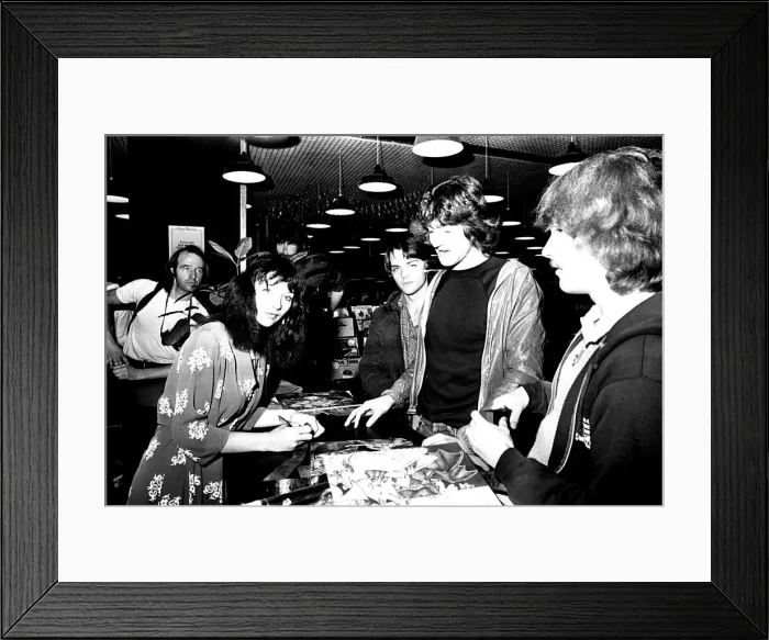 Framed Print : Singer Kate Bush at Virgin Records in Eldon Square, Newcastle signing autographs