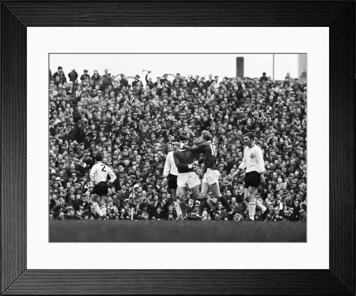 Framed Print : English League Division One match at Old Trafford. Manchester United 3 v Burnley 2 Framed Print : English League Division One match at Old Trafford. Manchester United 3 v Burnley 2