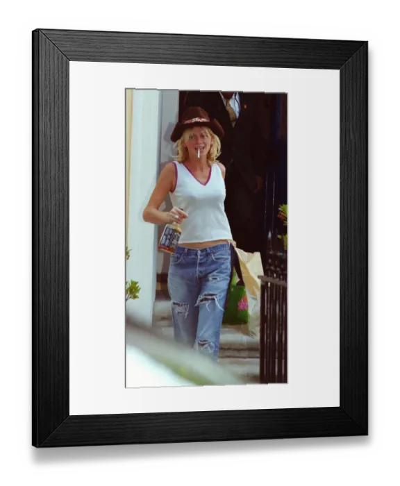 Framed Print : ZOE BALL AUGUST 1999 HEADING FOR HER WEDDING WITH NEW HUSBAND NORMAN COOK FATBOY SLIM