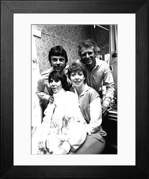 Framed Print : Actors Frazer Hines Judy Carne, Sheila Ferris and Mark Burns who are appearing i in Framed Print : Actors Frazer Hines Judy Carne, Sheila Ferris and Mark Burns who are appearing i in