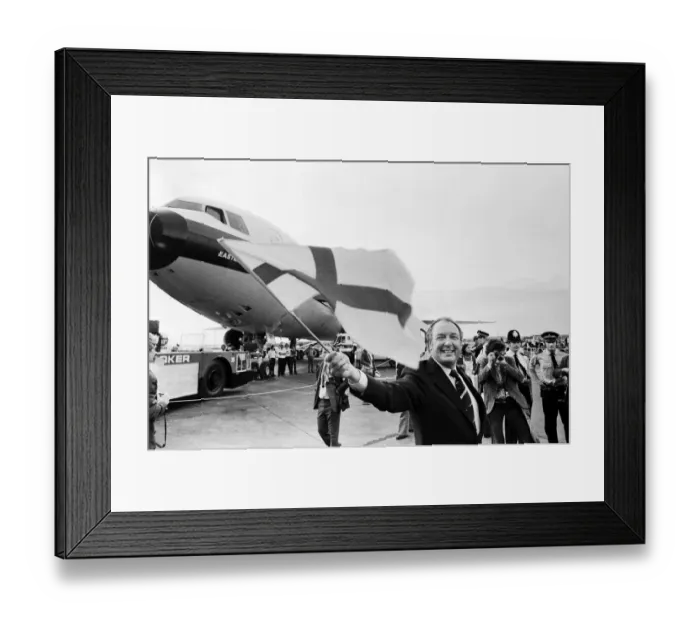Framed Print : Head of Laker Airways Freddie Laker in jubilant mood at Gatwick airport on the day of Framed Print : Head of Laker Airways Freddie Laker in jubilant mood at Gatwick airport on the day of