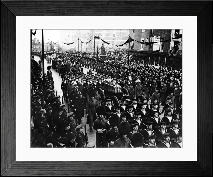 Framed Print : Funeral ceremony of King George V in London showing crowds lined on the streets as Framed Print : Funeral ceremony of King George V in London showing crowds lined on the streets as