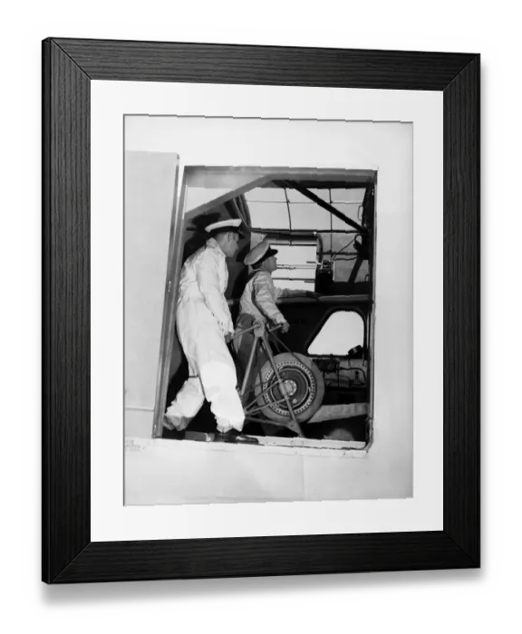 Framed Print : G-AFRL Handley Page H. P. 54 Harrow of Flight Refuelling Ltd seen here winding out Framed Print : G-AFRL Handley Page H. P. 54 Harrow of Flight Refuelling Ltd seen here winding out