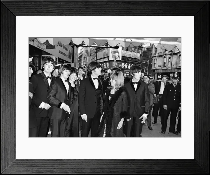 Framed Print : Royal premiere of The Beatles new film Help! at the London Pavillion in Piccadilly circus