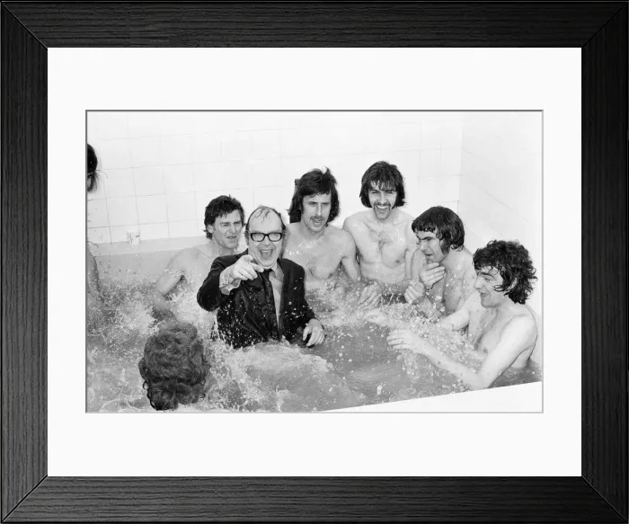 Framed Print : Luton Town 3 - 4 Sunderland, Division Two League match at Kenilworth Road