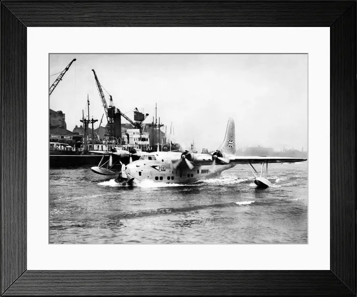 Framed Print : The Short S. 45 Solent 2 the last of the large flying boats flown by BOAC on overseas Framed Print : The Short S. 45 Solent 2 the last of the large flying boats flown by BOAC on overseas