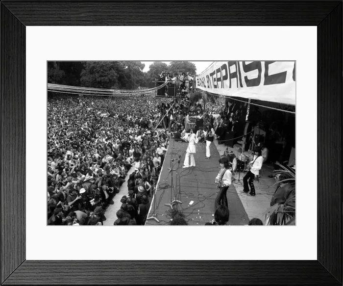 Framed Print : The Rolling Stones on stage at their free concert in London Framed Print : The Rolling Stones on stage at their free concert in London