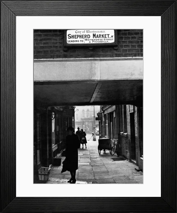 Framed Print : Shepherds Market Entrance- The arch leading from Curzon Street into the market Framed Print : Shepherds Market Entrance- The arch leading from Curzon Street into the market
