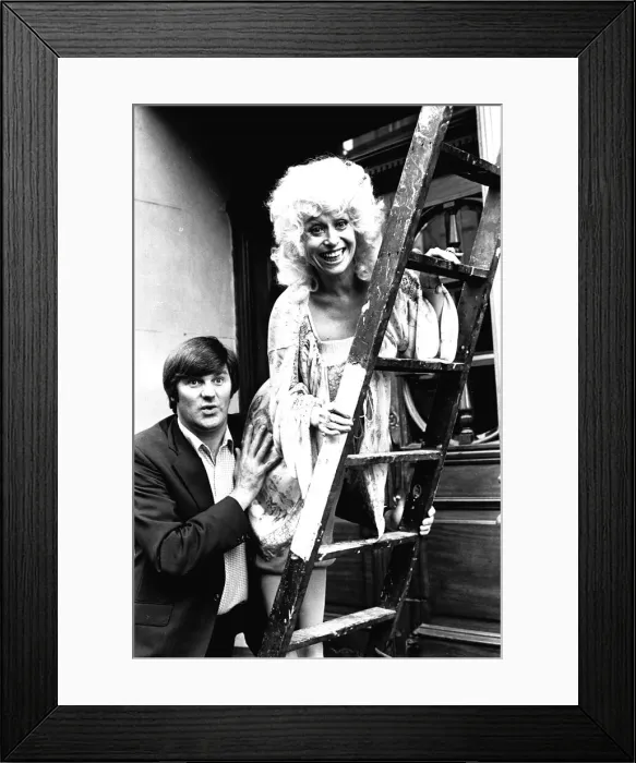 Framed Print : Carry-on actress Barbara Windsor with local comedian Spike Rawlings outside the Threatre Framed Print : Carry-on actress Barbara Windsor with local comedian Spike Rawlings outside the Threatre