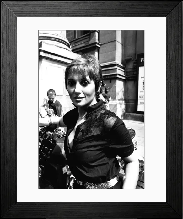 Framed Print : Adrienne Posta and Derek Fowlds at the Theatre Royal, Newcastle where they are appearing Framed Print : Adrienne Posta and Derek Fowlds at the Theatre Royal, Newcastle where they are appearing