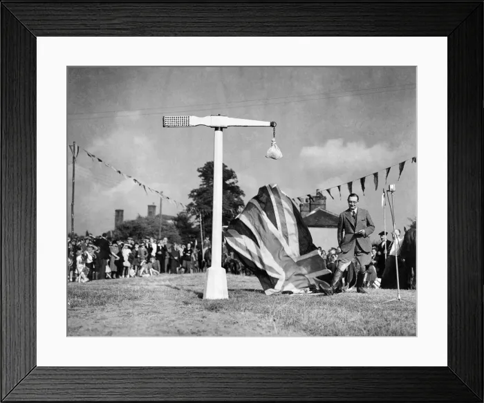 Framed Print : The old sport of tilting at the Quintain, one popular throughout medieval England Framed Print : The old sport of tilting at the Quintain, one popular throughout medieval England