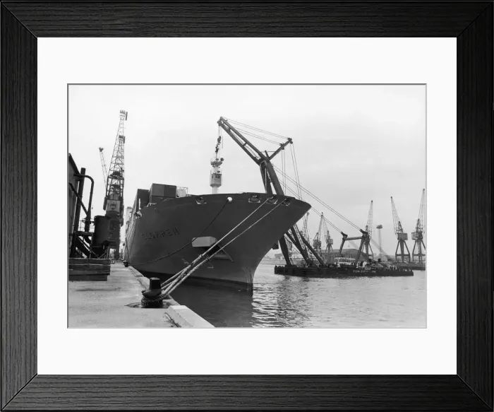 Framed Print : The Elgaren the largest ship to visit the Tees seen hereat the United Kingdom / West Africa Framed Print : The Elgaren the largest ship to visit the Tees seen hereat the United Kingdom / West Africa