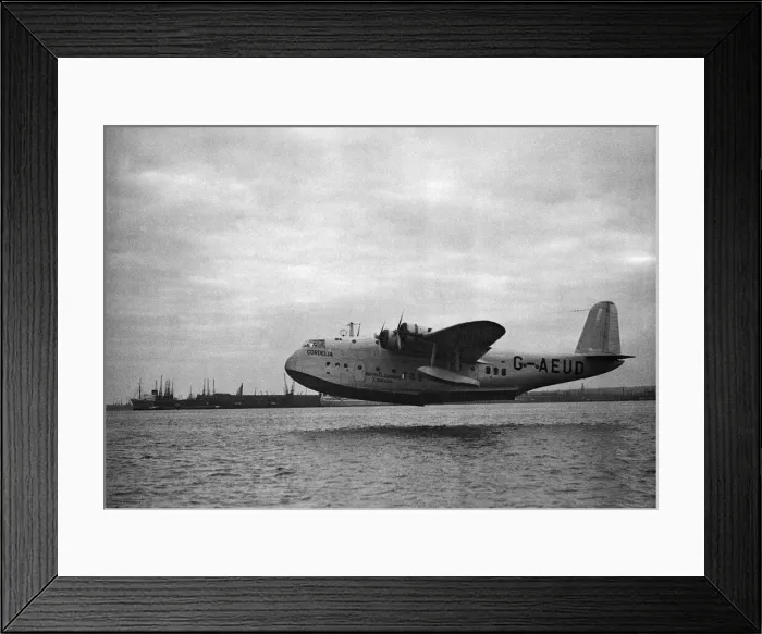 Framed Print : Series of images for Daily Herald Feature flight to Australia Framed Print : Series of images for Daily Herald Feature flight to Australia