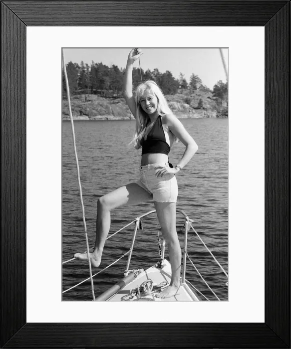 Framed Print : Swedish pop group ABBA consisting of Agnetha Faltskog, Bjorn Ulvaeus Framed Print : Swedish pop group ABBA consisting of Agnetha Faltskog, Bjorn Ulvaeus