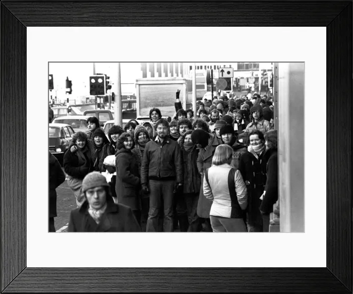 Framed Print : Elton John fans spent the night in sub-zero temperatures to make sure of getting tickets Framed Print : Elton John fans spent the night in sub-zero temperatures to make sure of getting tickets