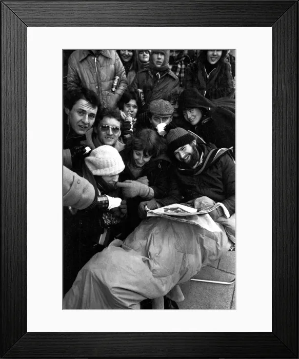 Framed Print : Elton John fans spent the night in sub-zero temperatures to make sure of getting tickets Framed Print : Elton John fans spent the night in sub-zero temperatures to make sure of getting tickets