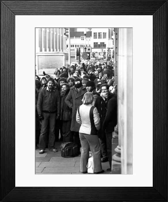 Framed Print : Elton John fans spent the night in sub-zero temperatures to make sure of getting tickets Framed Print : Elton John fans spent the night in sub-zero temperatures to make sure of getting tickets