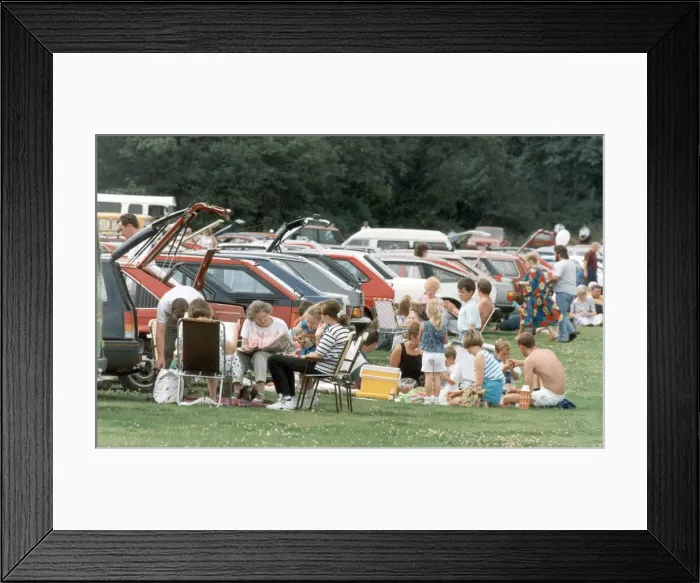 Framed Print : Visitors relaxing at Kirkleatham agricultural Show. 4th August 1991 Framed Print : Visitors relaxing at Kirkleatham agricultural Show. 4th August 1991