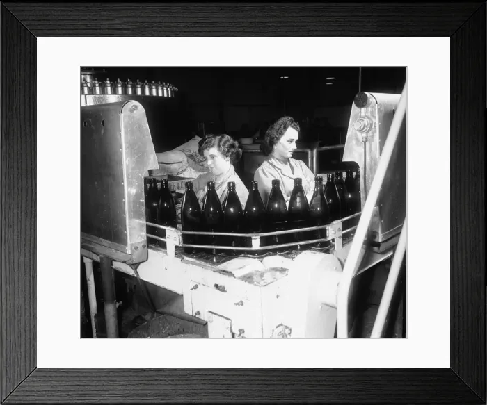Framed Print : Women over-seeing the filing of bottles, on the production line at Bulmer Framed Print : Women over-seeing the filing of bottles, on the production line at Bulmer