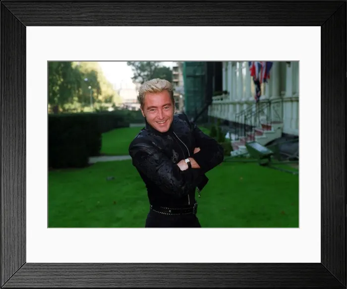 Framed Print : Michael Flatley Irish Dancer October 97 Outside the Hyde Park Hotel in london to Framed Print : Michael Flatley Irish Dancer October 97 Outside the Hyde Park Hotel in london to